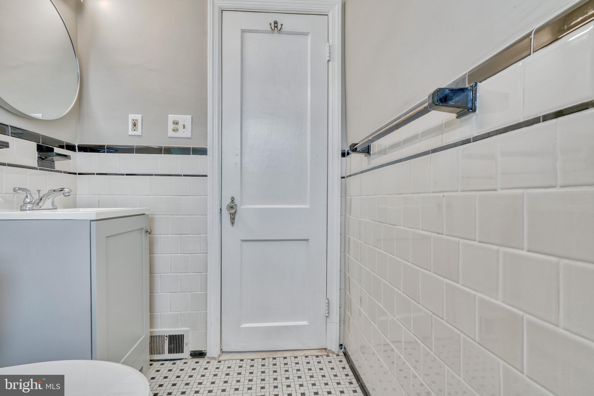 Willoughby Rd, Parkville, MD 21234