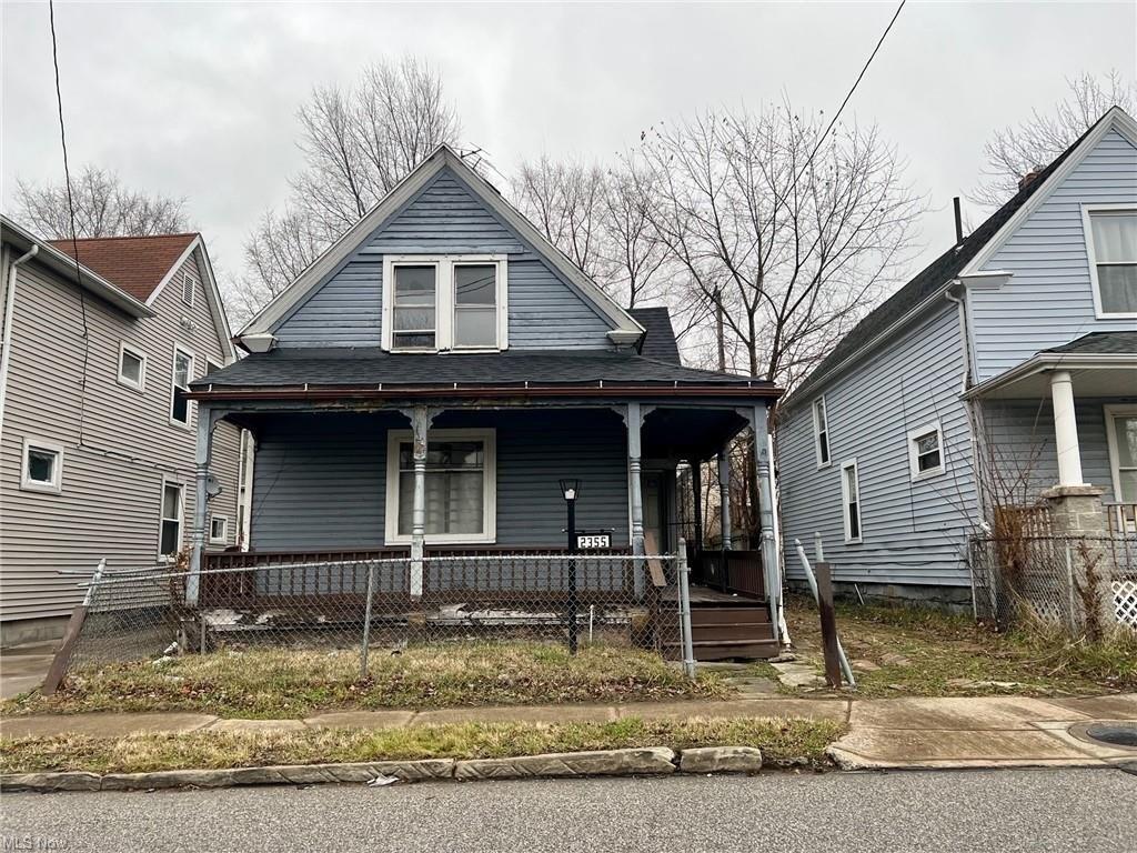 E 86th St, Cleveland, OH 44106