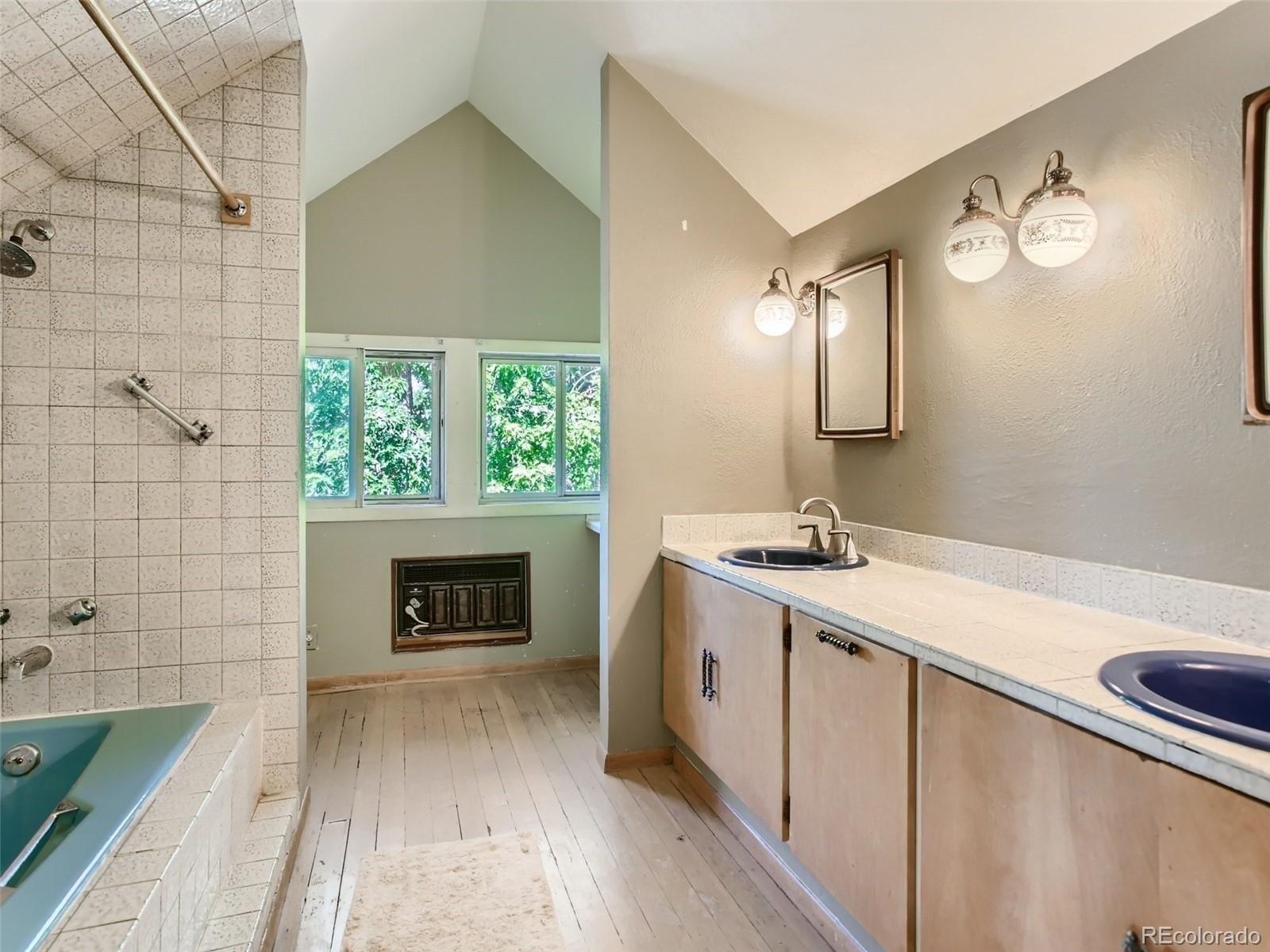 N Raleigh St, Denver, CO 80212