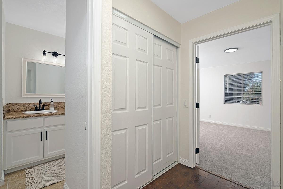 E 4th Ave, Escondido, CA 92025