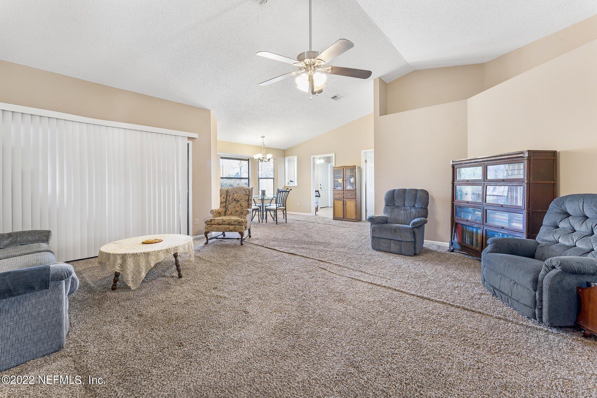 Cross Timbers Dr W, Jacksonville, FL 32244
