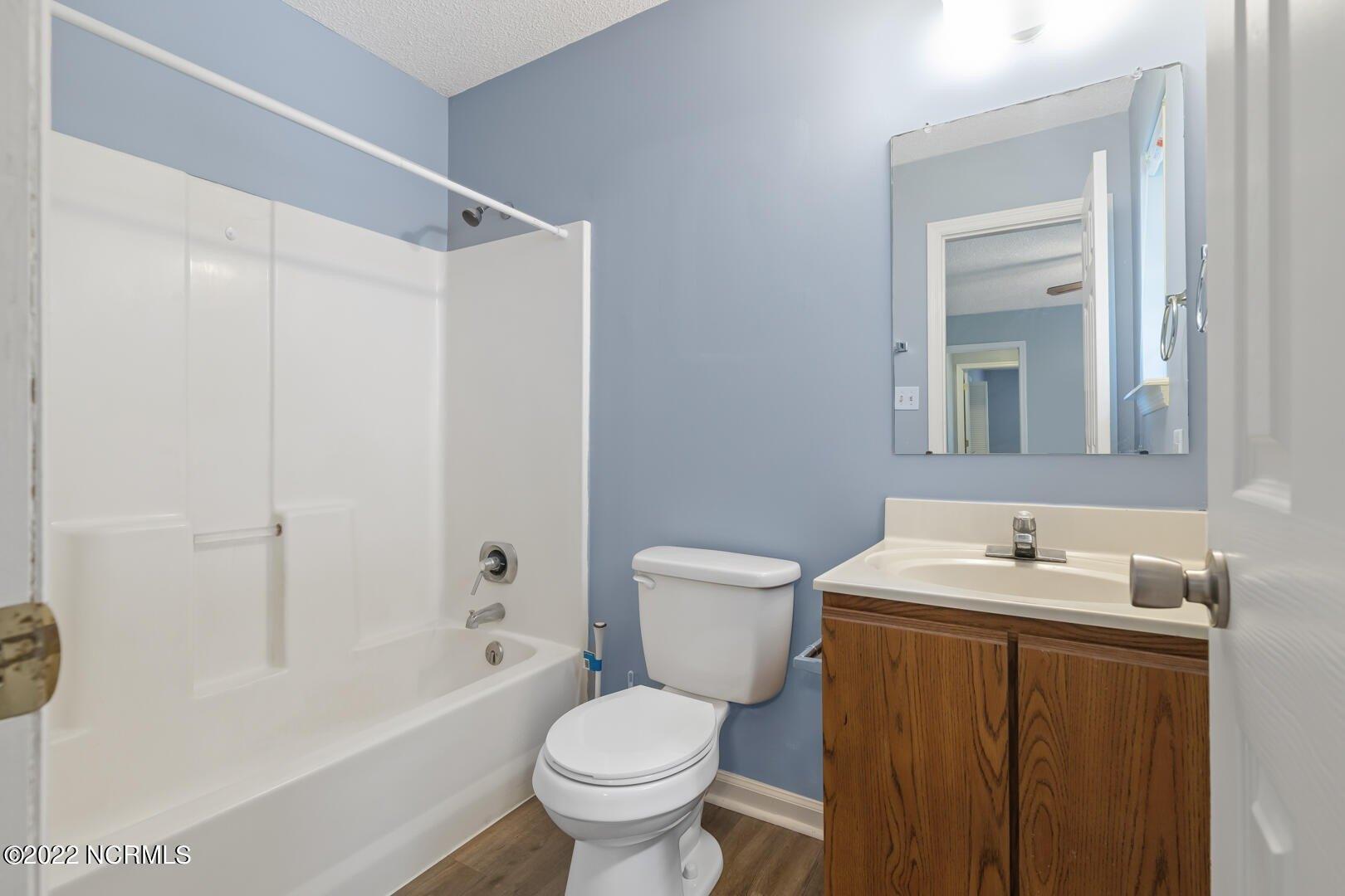 Rolling Ridge Dr, Midway Park, NC 28544