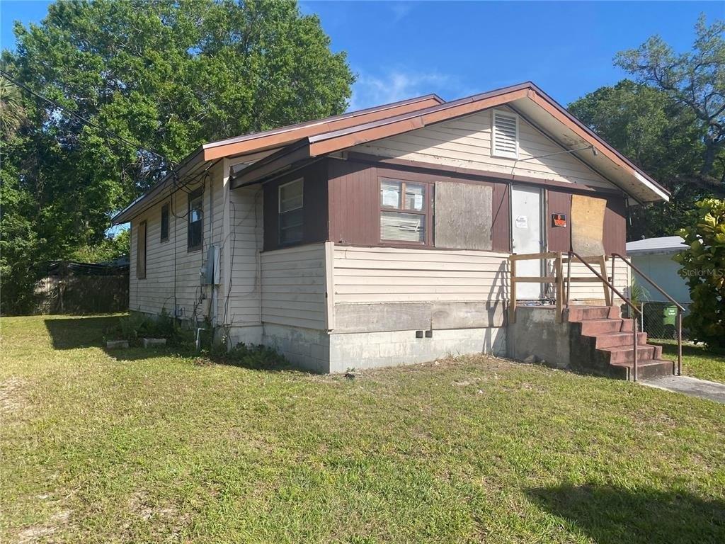 Maple Ave, Sarasota, FL 34234