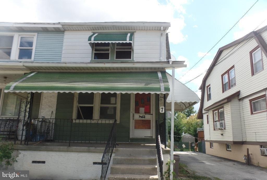 S Wells Ave, Glenolden, PA 19036