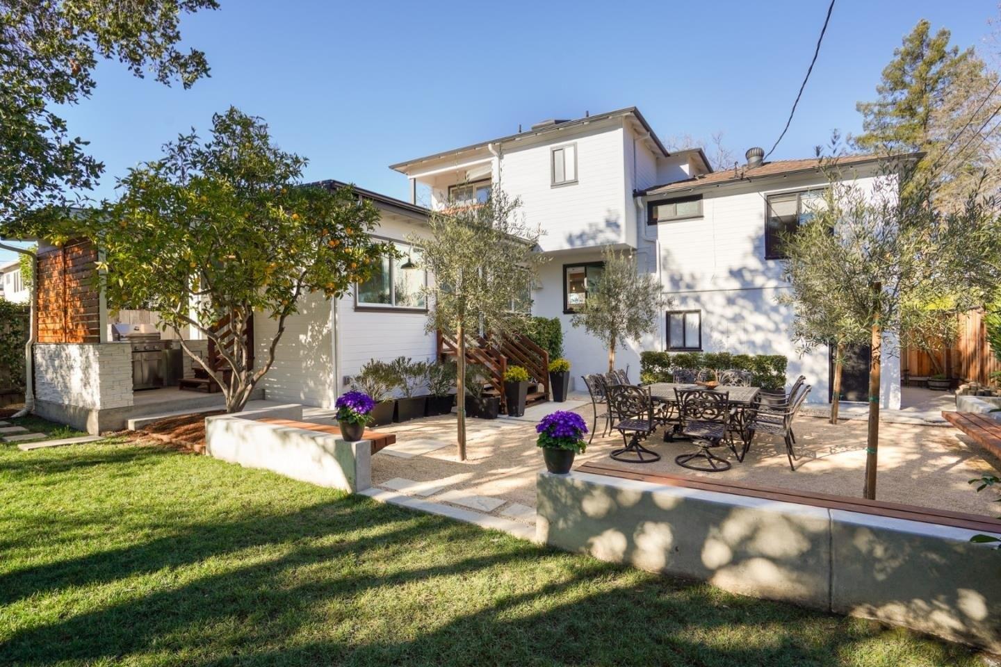 Alameda De Las Pulgas, Redwood City, CA 94061