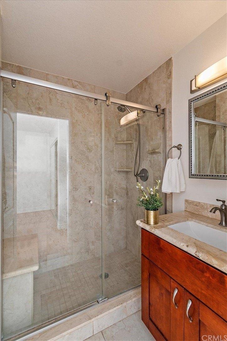 Spur Ln, Los Alamitos, CA 90720