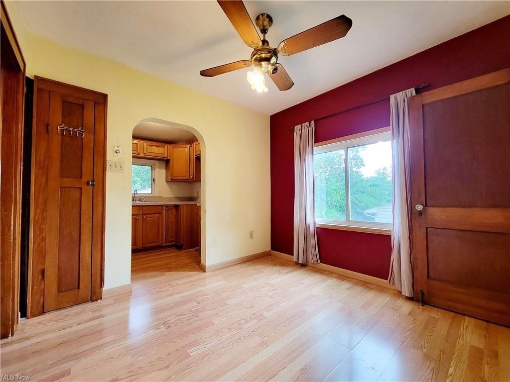 3rd St Ne, Barberton, OH 44203