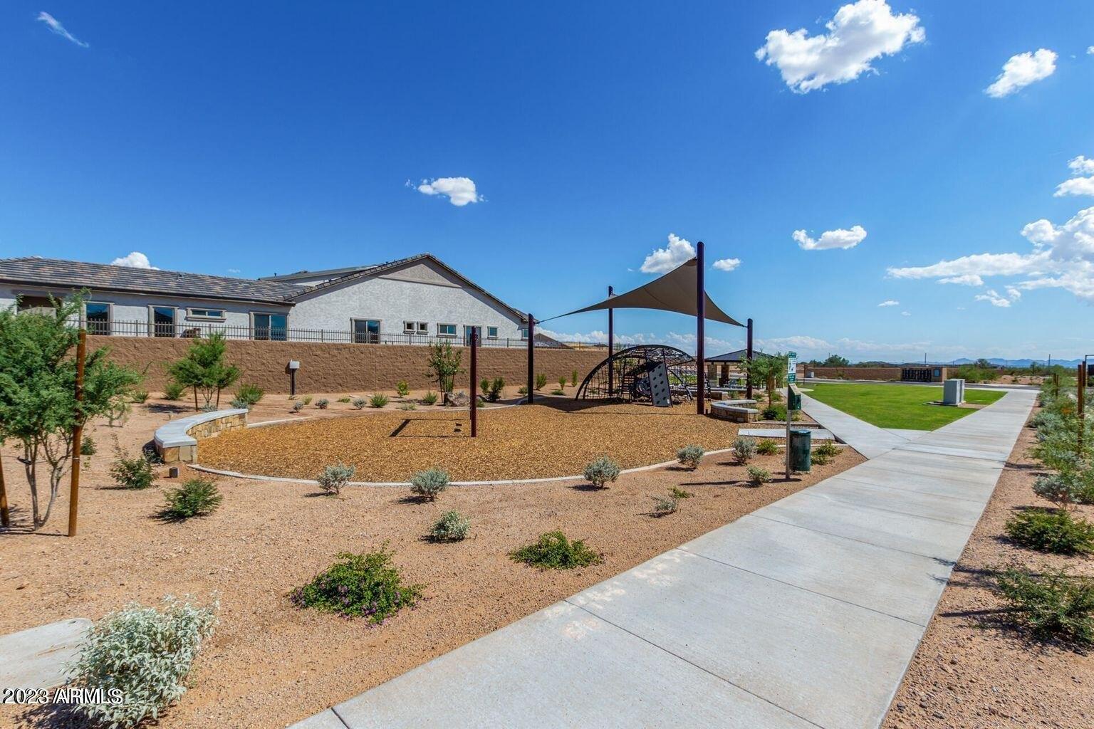 E June Cir, Mesa, AZ 85207