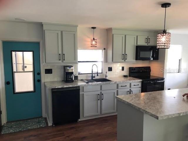 Lazy Lake Dr W, Lakeland, FL 33801