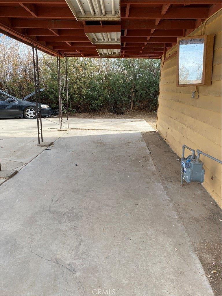 Prado Ct, Victorville, CA 92395