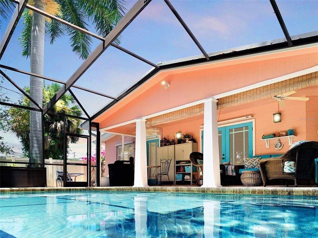 60th St S, Gulfport, FL 33707