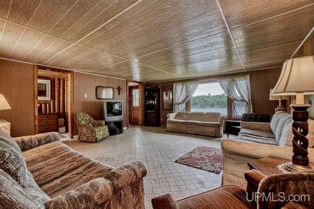 Regina Dr, Florence, WI 54121