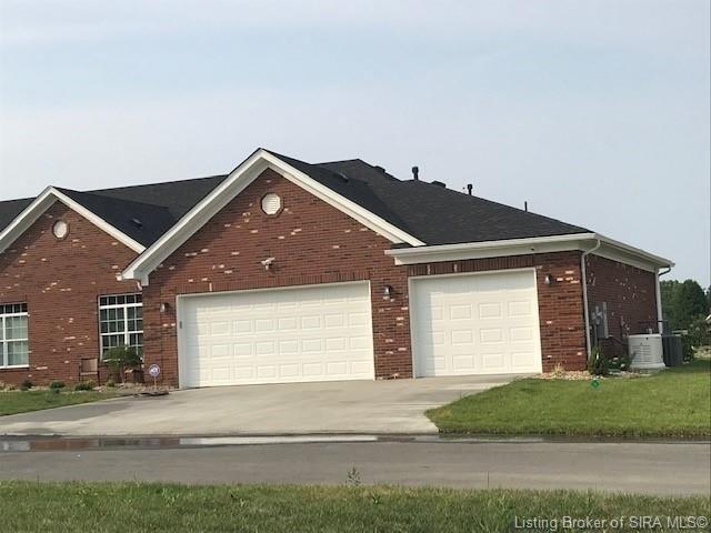 Magnolia Ct, Clarksville, IN 47129