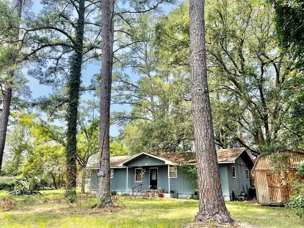 Oakwood Ave, Waycross, GA 31501