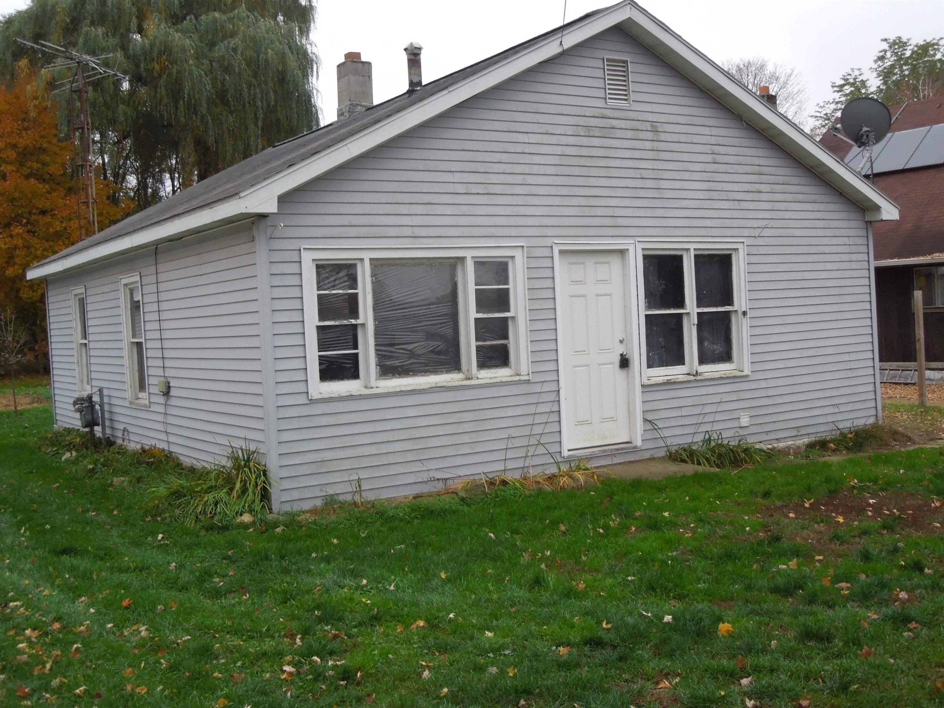 Velma Dr, Farwell, MI 48622