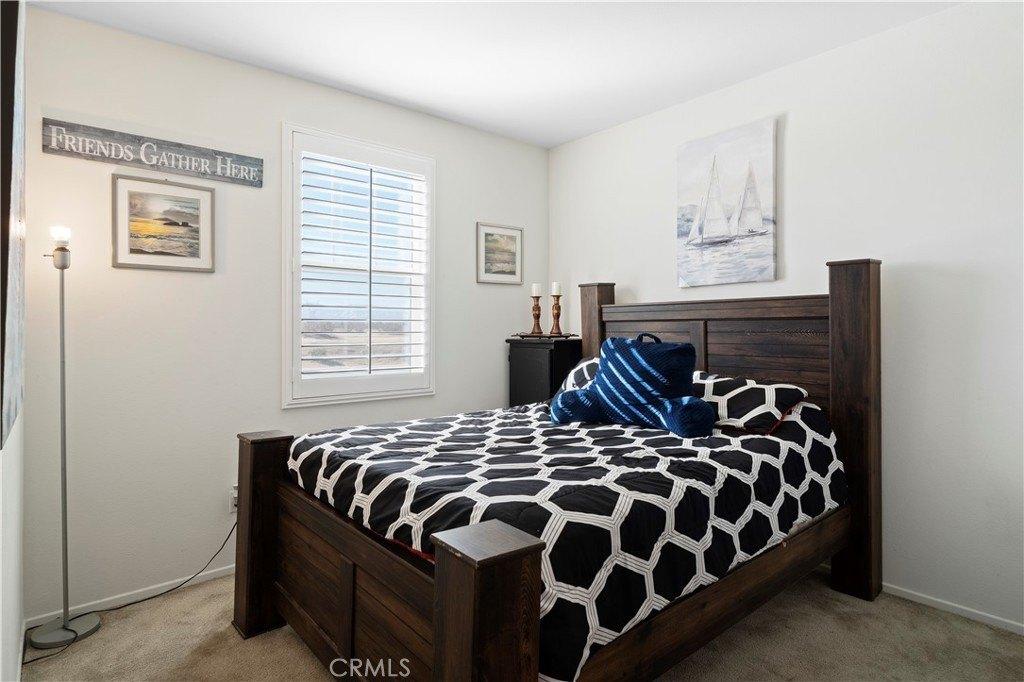 Tawney Ridge Ln, Victorville, CA 92394