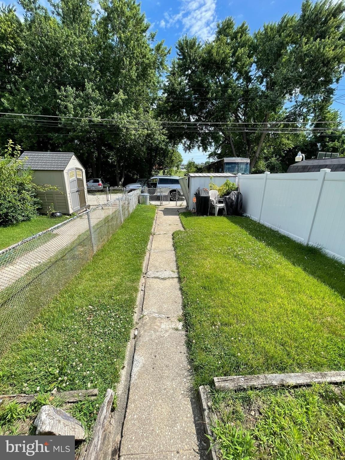 Searles Rd, Dundalk, MD 21222