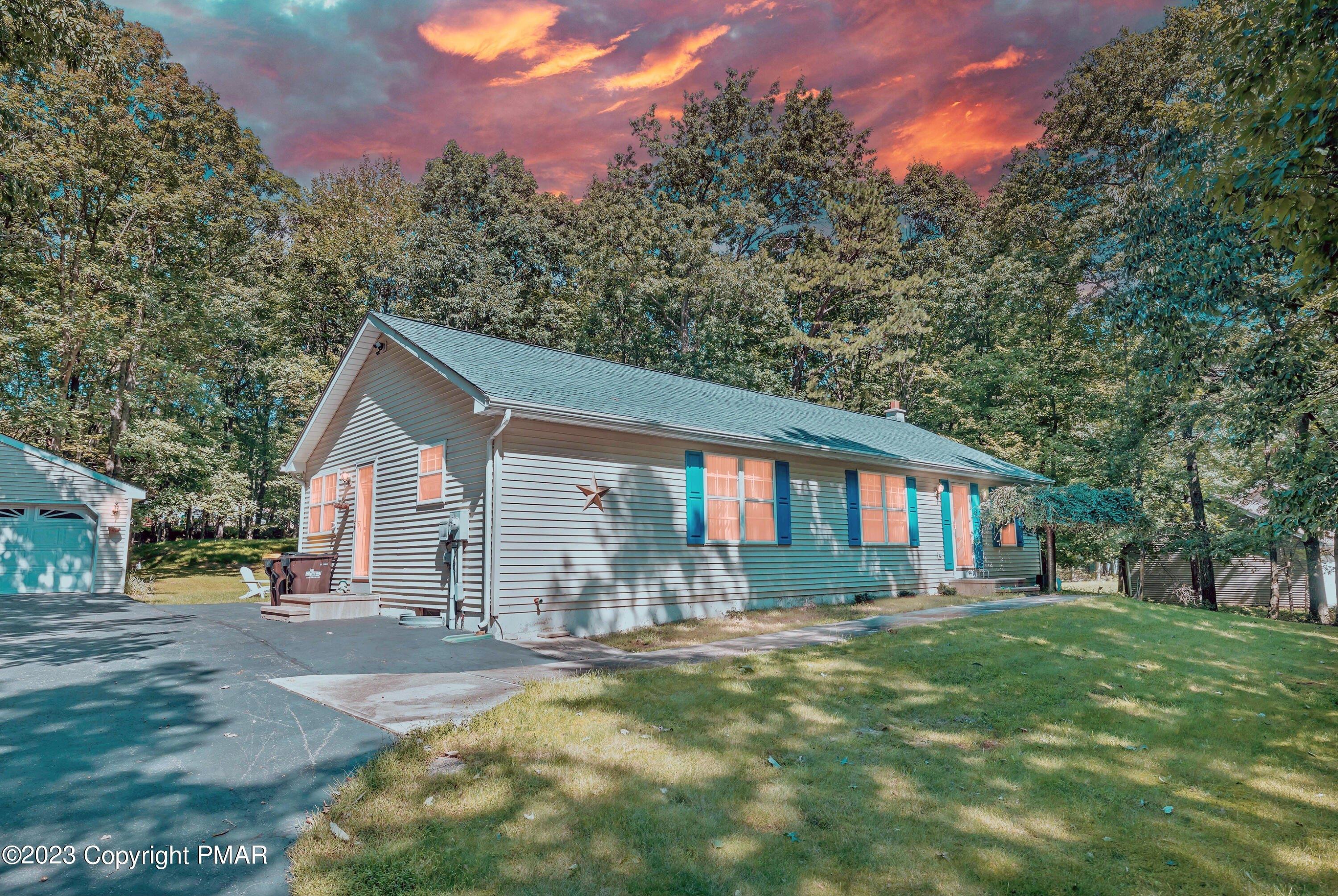 Lakeside Dr, Effort, PA 18330