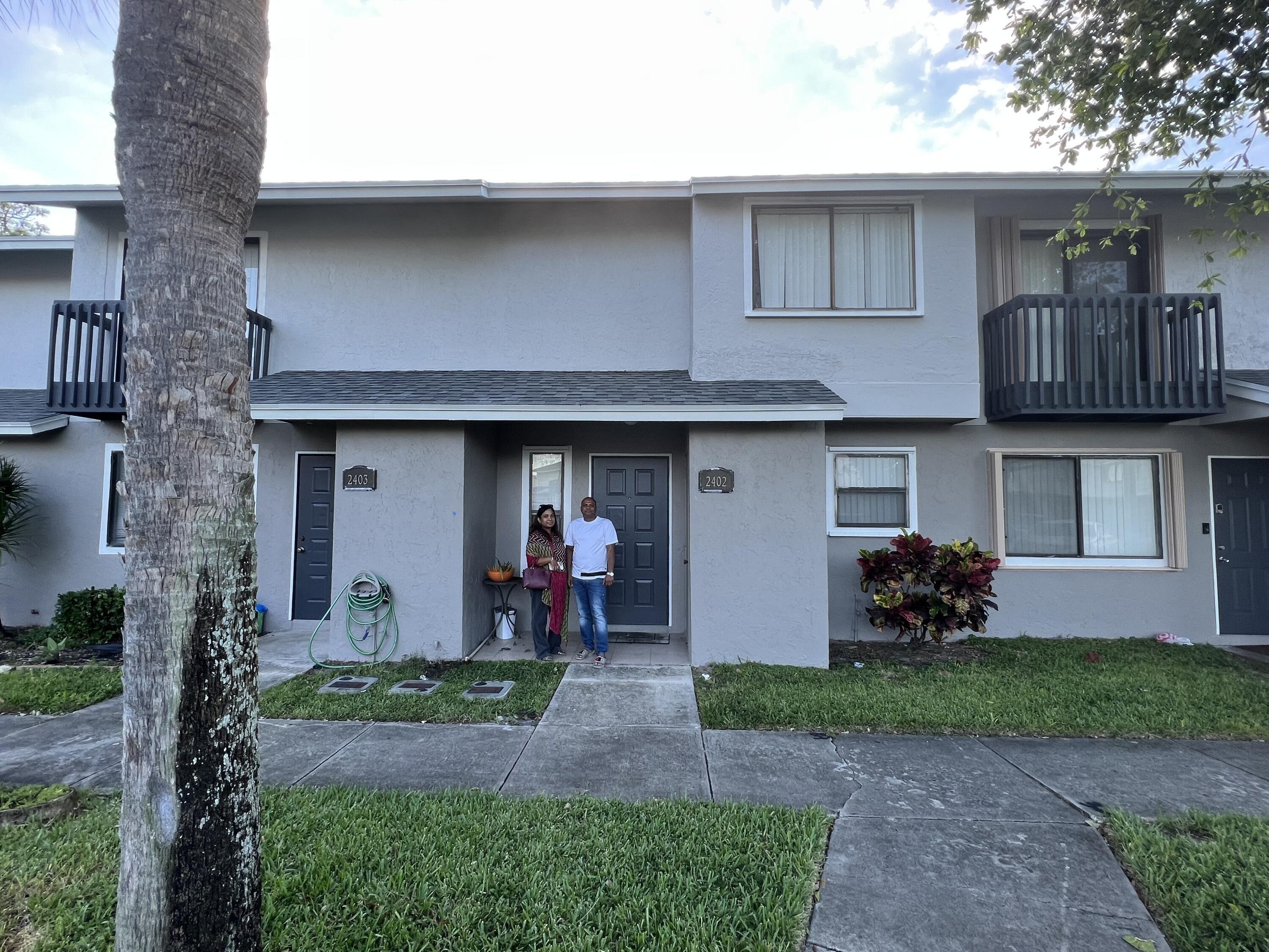 Seaside Dr, Greenacres, FL 33463