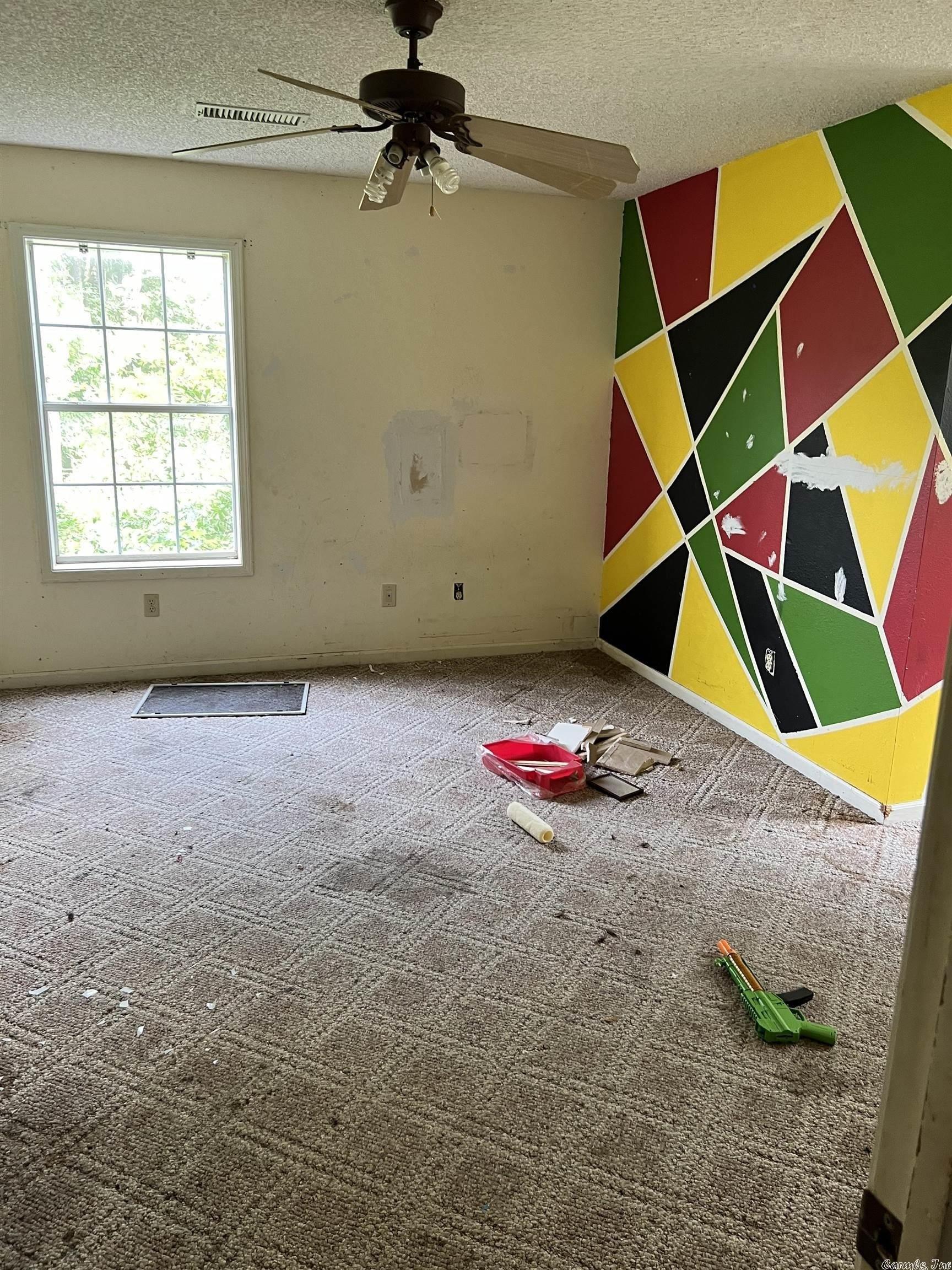 Andy Cv, White Hall, AR 71602