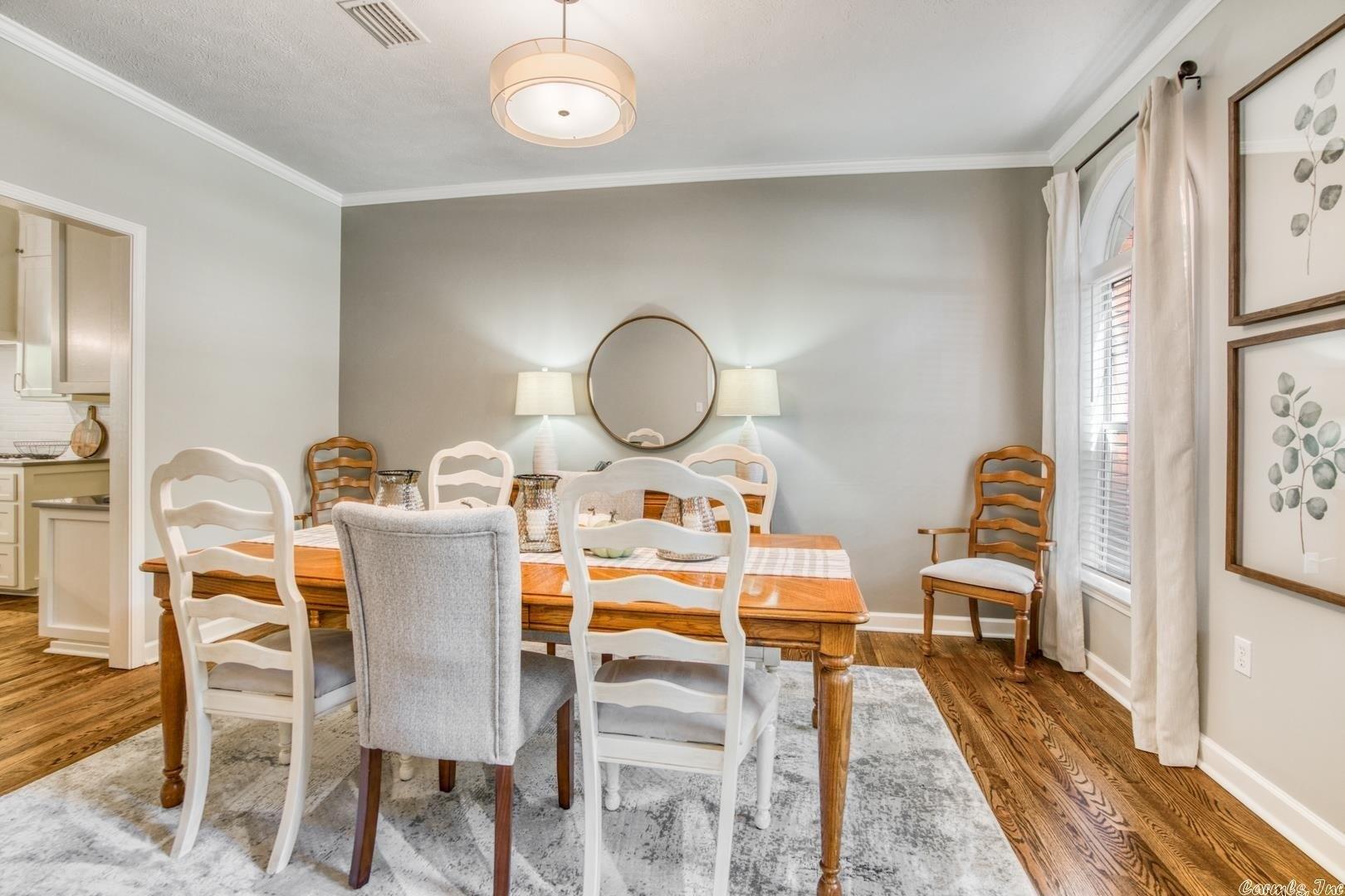 Royal Dr, Conway, AR 72034