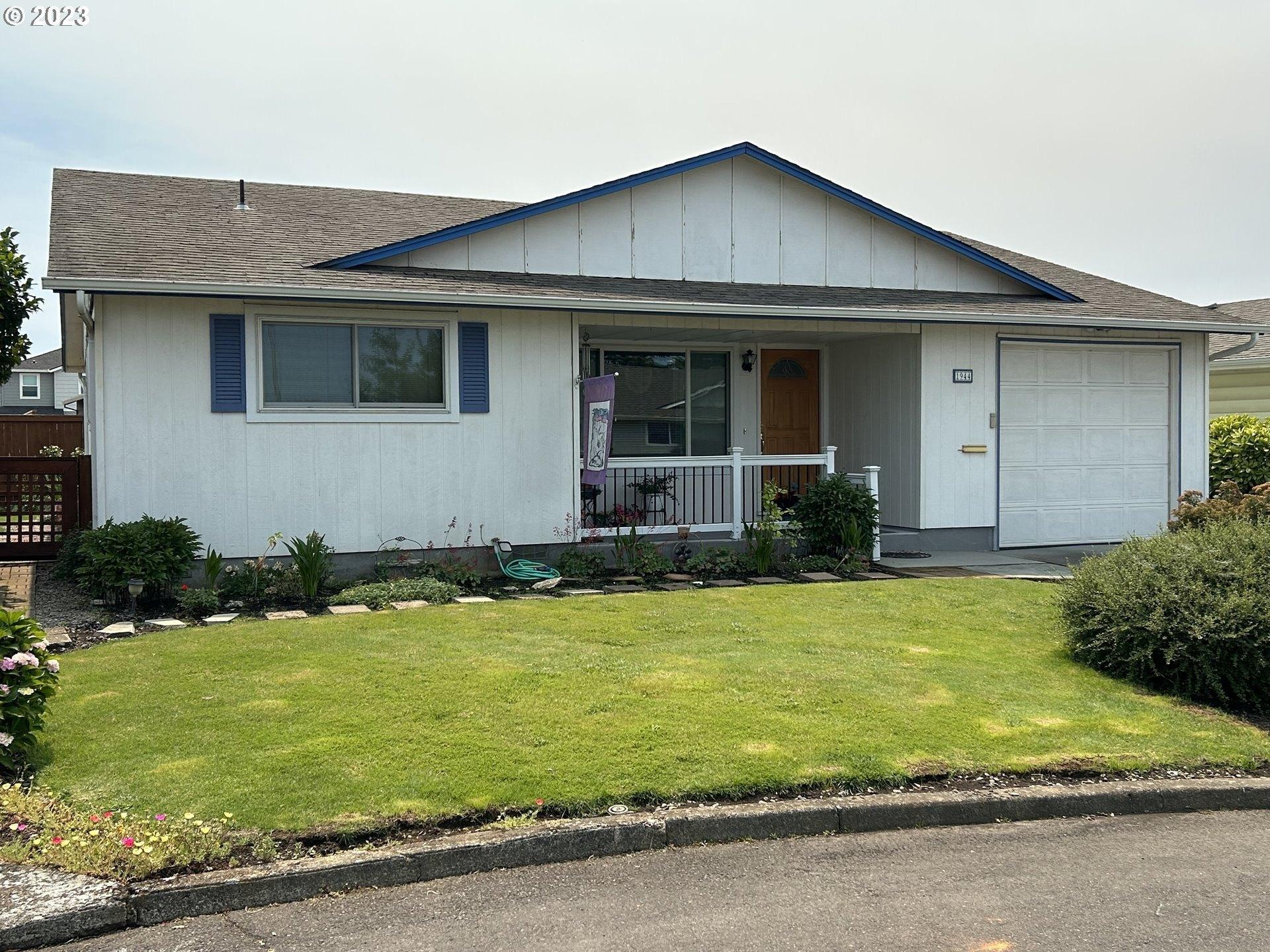 Santiam Dr, Woodburn, OR 97071