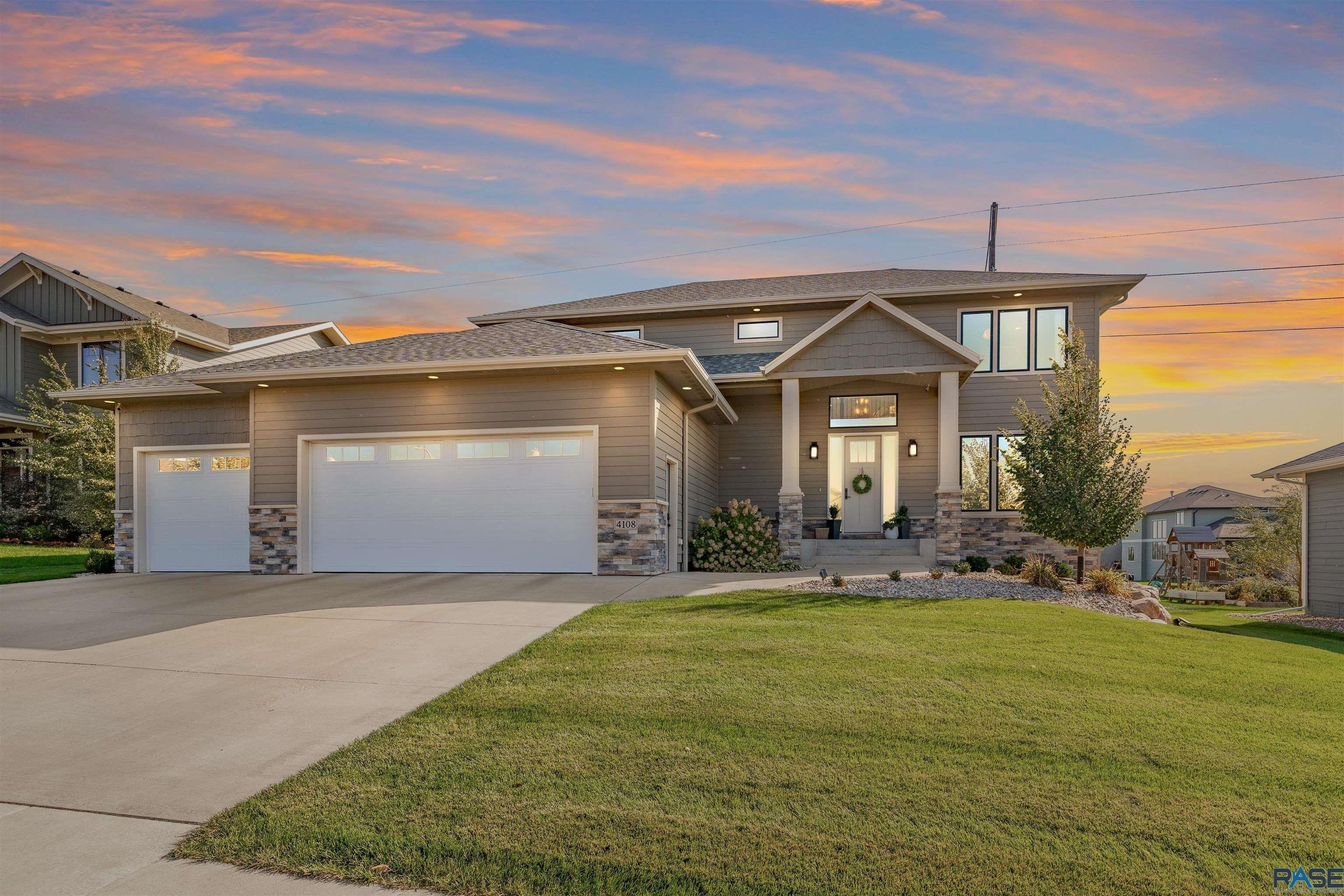 S Harmony Dr, Sioux Falls, SD 57110
