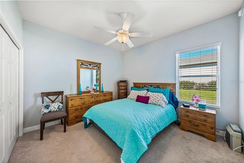 Mentor Ln, Lakeland, FL 33812