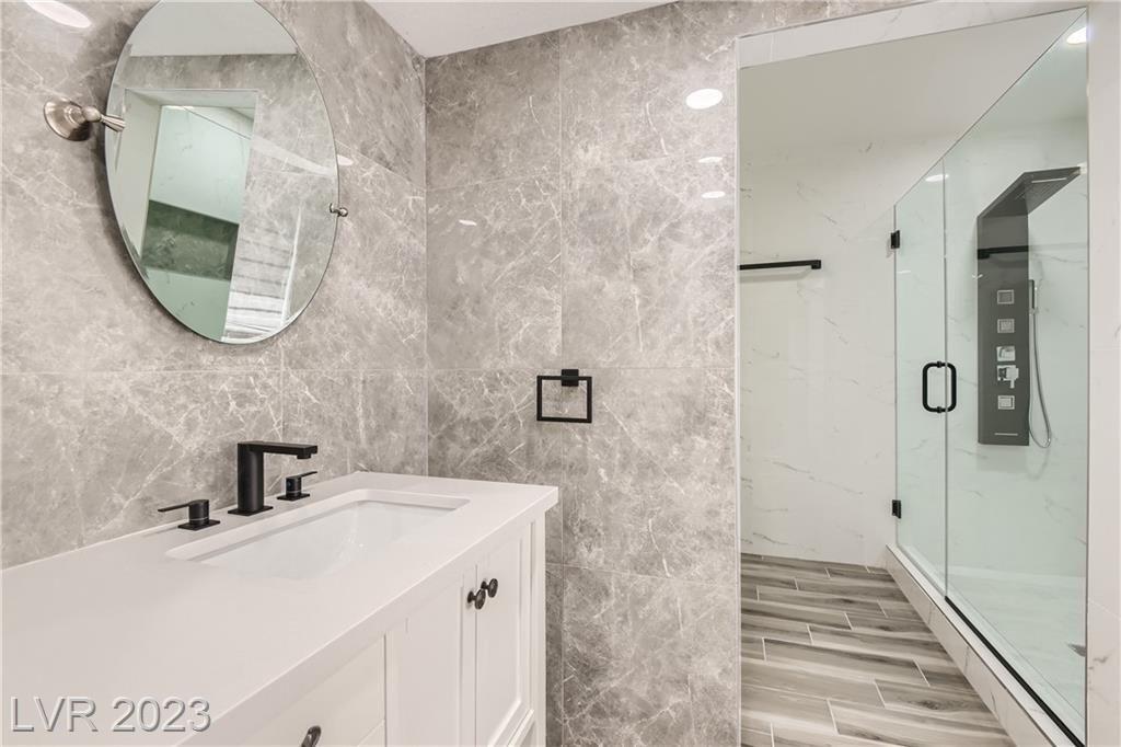 Fairway Cir, Las Vegas, NV 89108