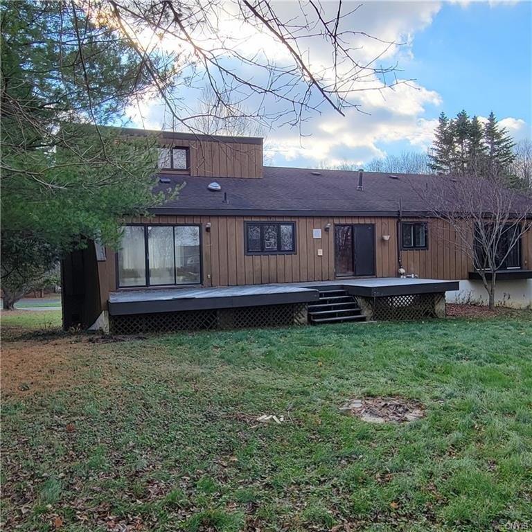 Bovington Ln, Fayetteville, NY 13066