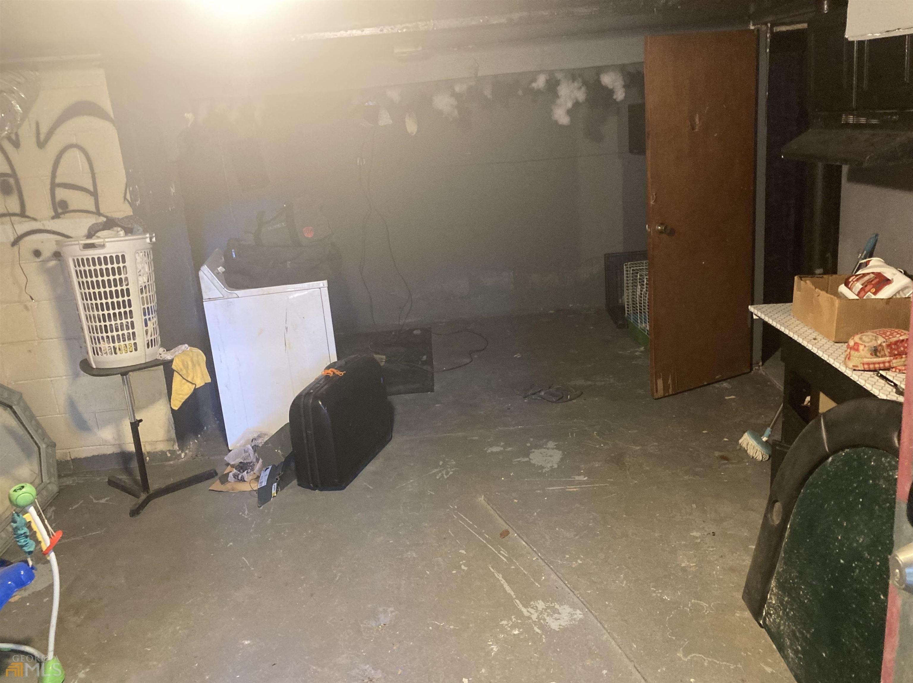 Mountain View Cir Nw, Conyers, GA 30012