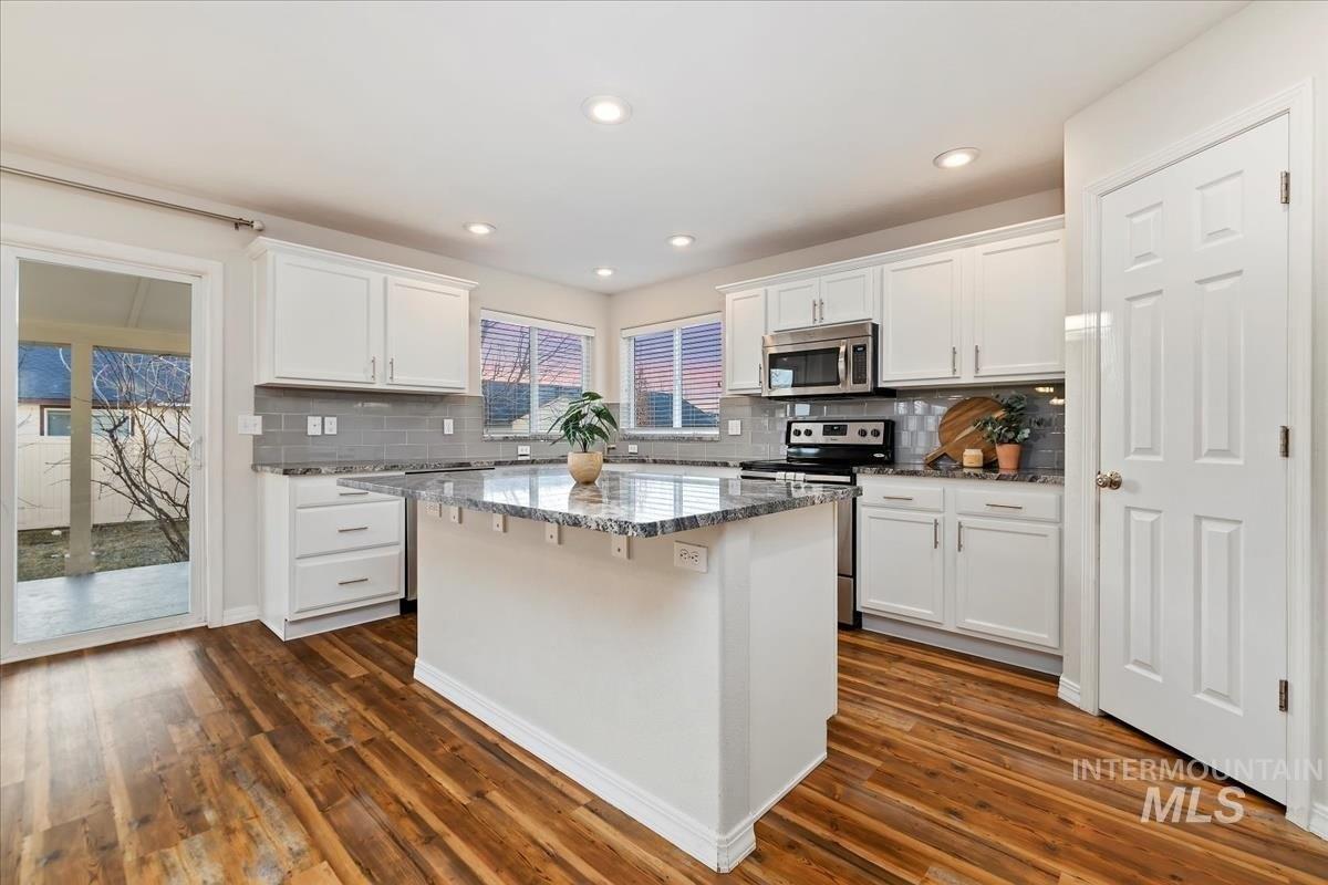 N Maroon Ave, Kuna, ID 83634