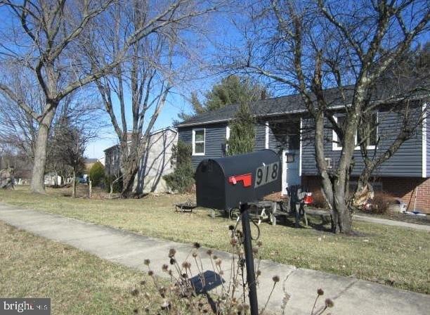 Wampler Ln, Westminster, MD 21158