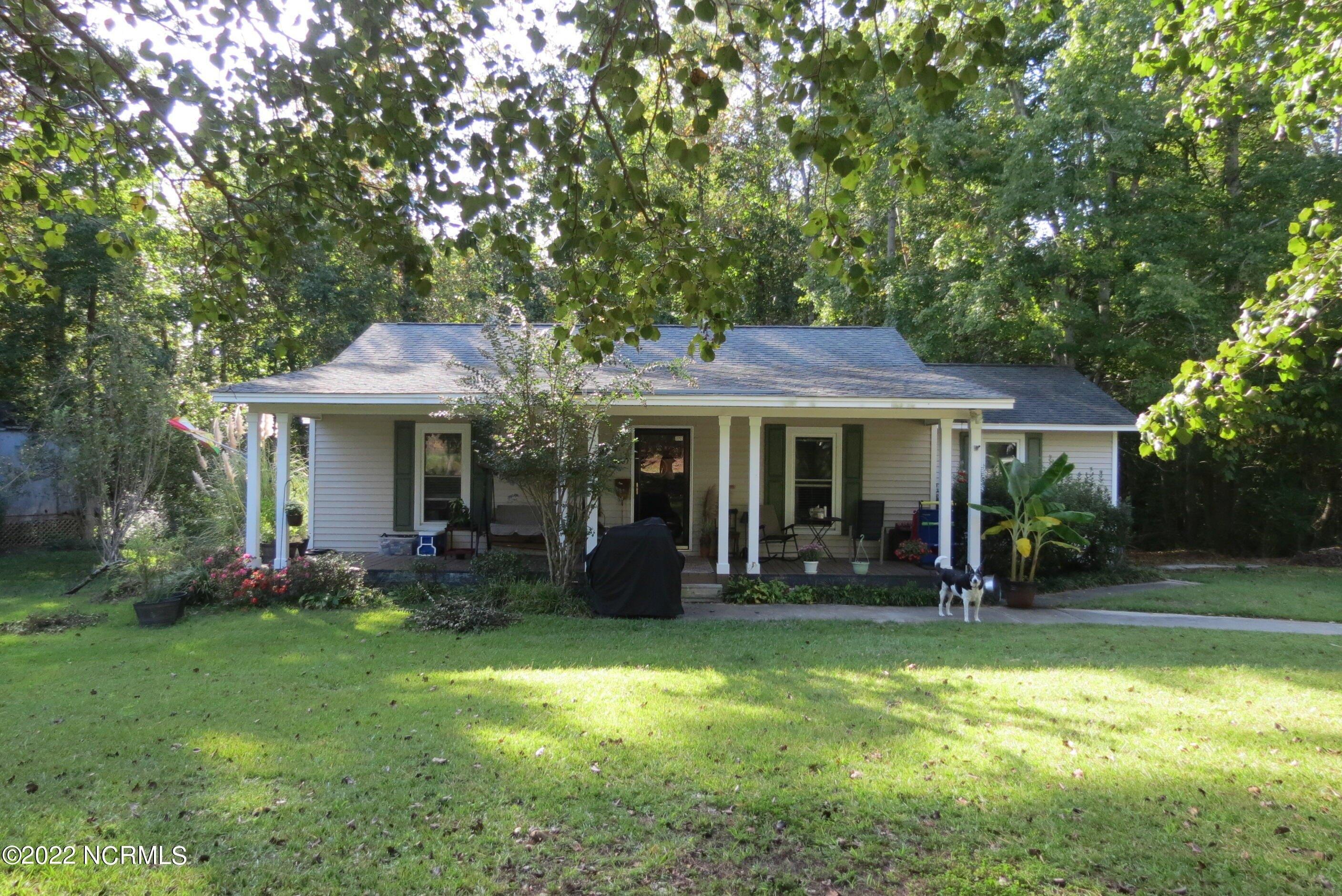 Marsh Dr, New Bern, NC 28560