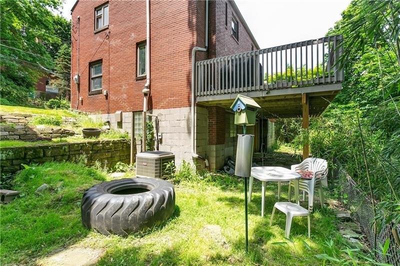 Mount Royal Rd, Pittsburgh, PA 15217