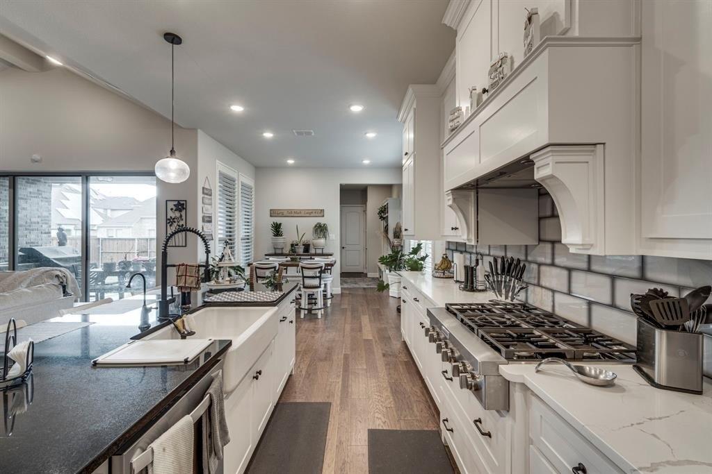 Viridian Park Ln, Arlington, TX 76005