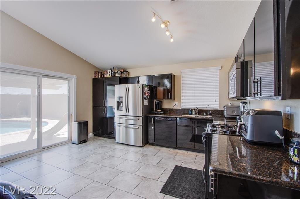Knoll Ridge Ave, North Las Vegas, NV 89032