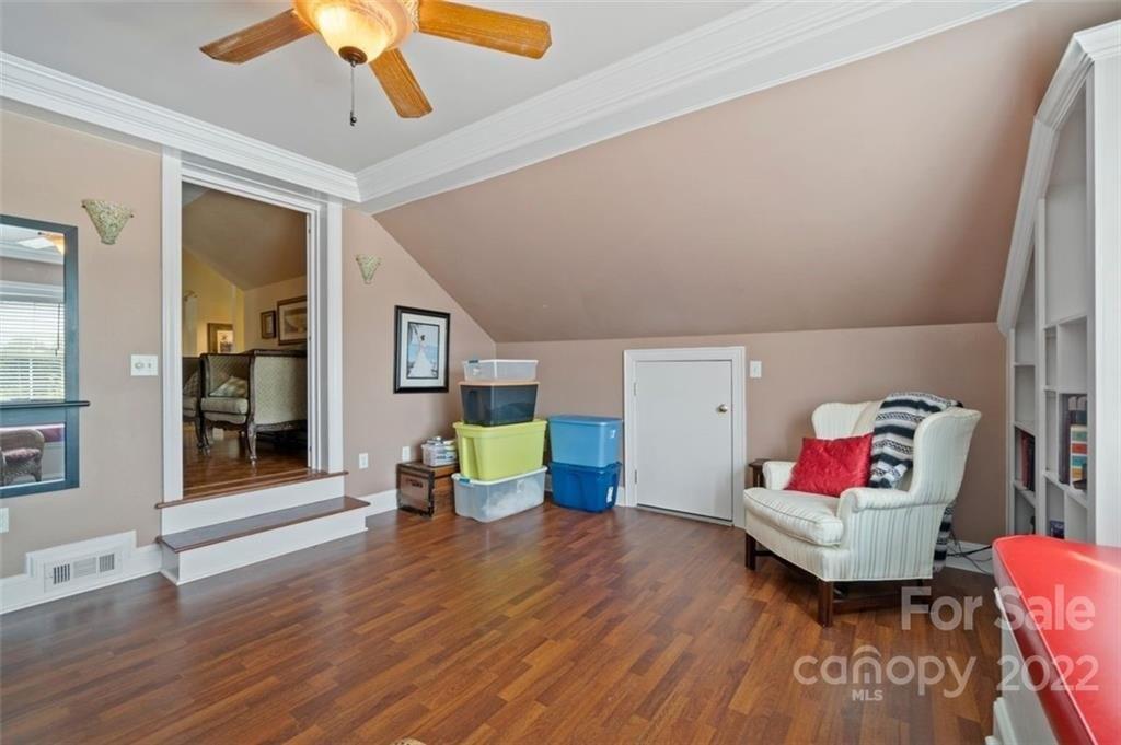 Plateau Rd, Newton, NC 28658