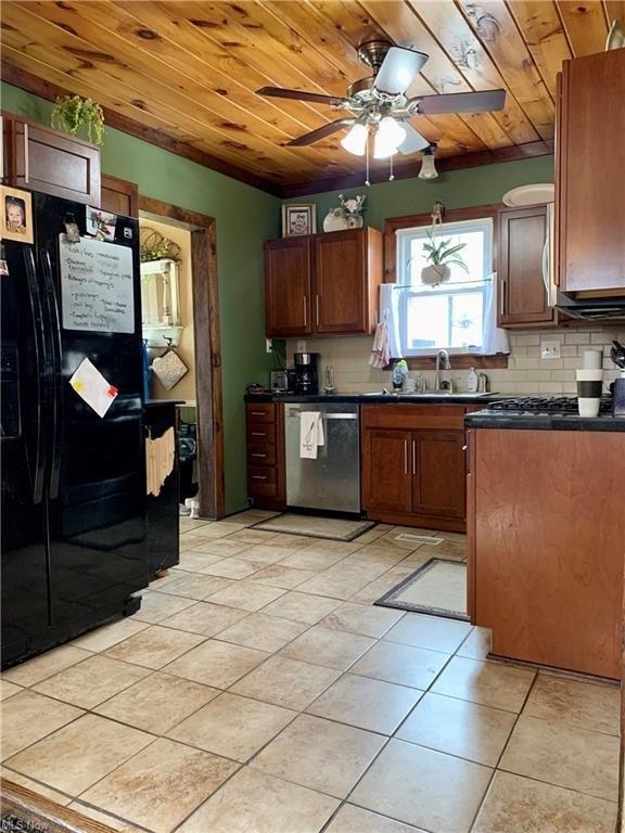 Northwestern Ave, Wooster, OH 44691