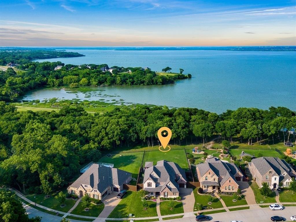 Waters Ln, Rowlett, TX 75089