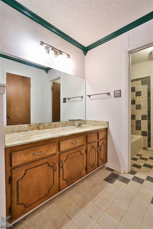 Wolfe Rd, Abilene, TX 79602