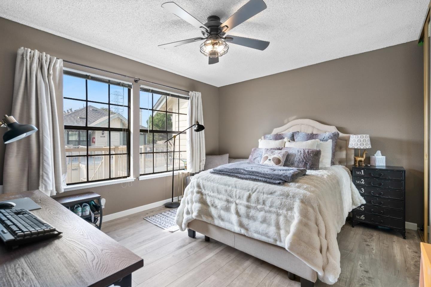 Vista Del Sol, San Mateo, CA 94404