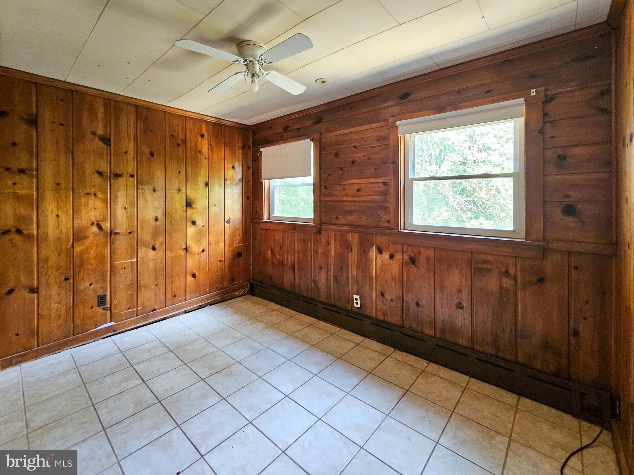 S Barnaby Rd, Temple Hills, MD 20748
