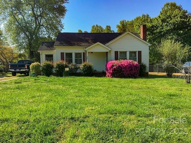 E Main St, Cherryville, NC 28021