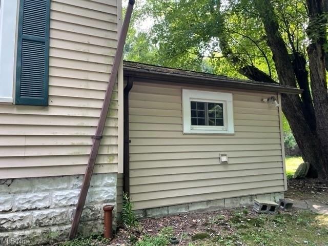 Reed Rd, Conneaut, OH 44030