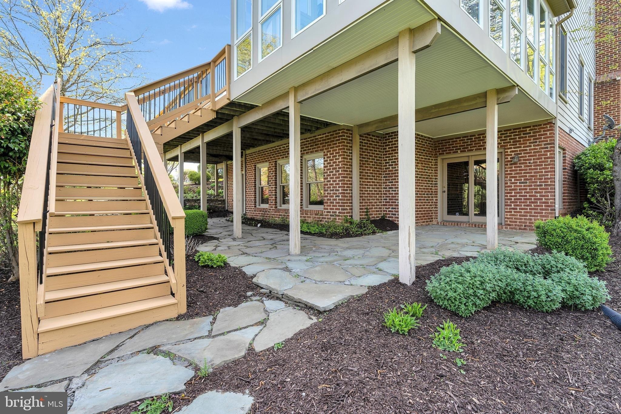 Turnberry Dr, Round Hill, VA 20141