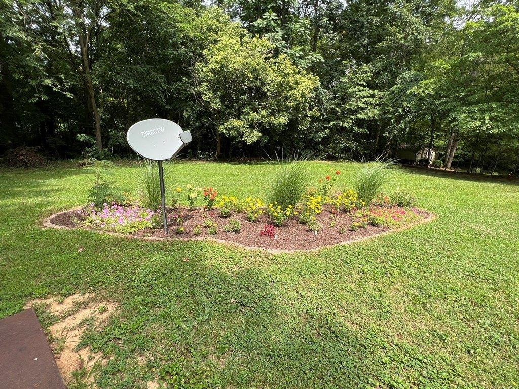 Huffman Mill Rd, Hopkinsville, KY 42240