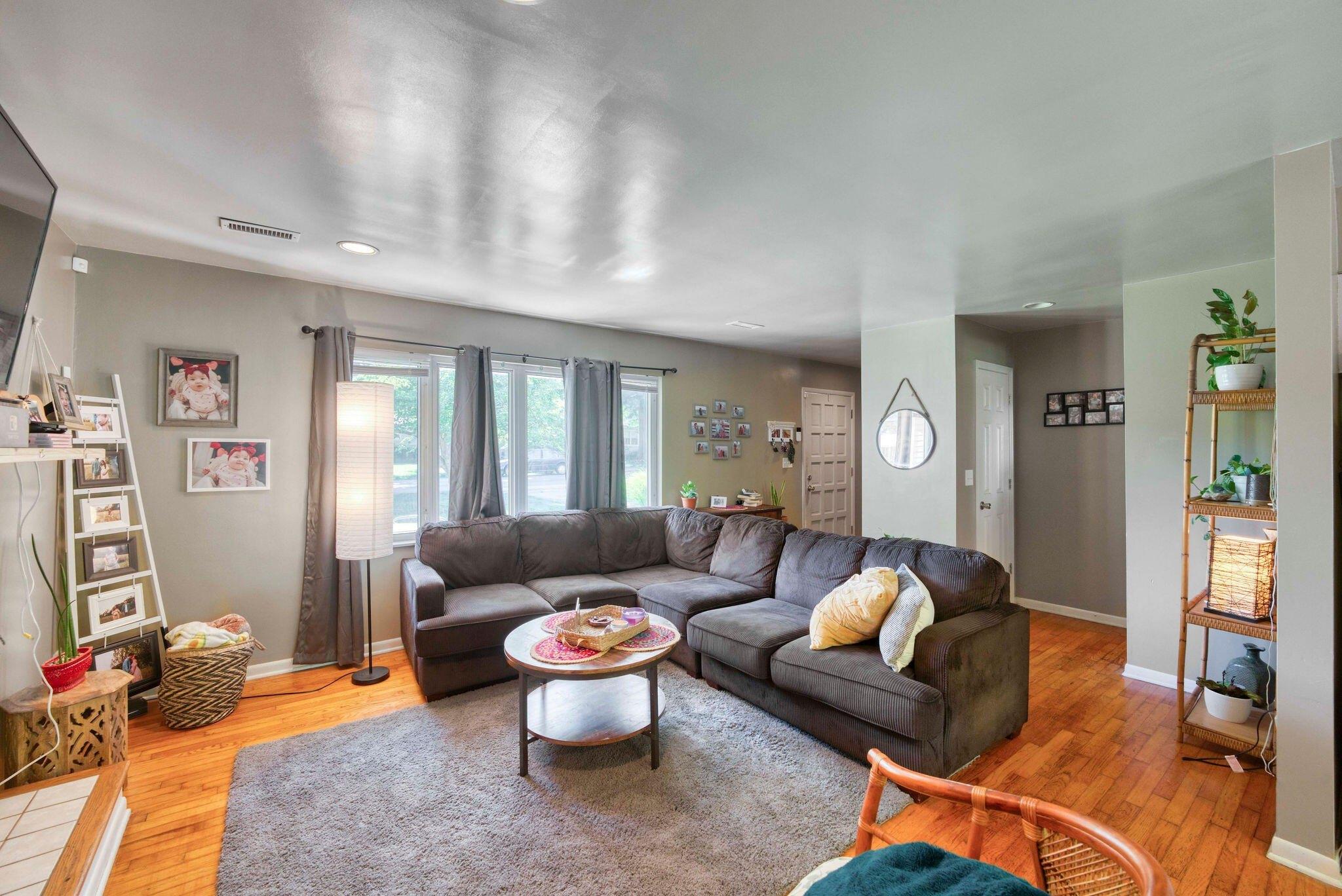 S Prince Ln, Springfield, MO 65802