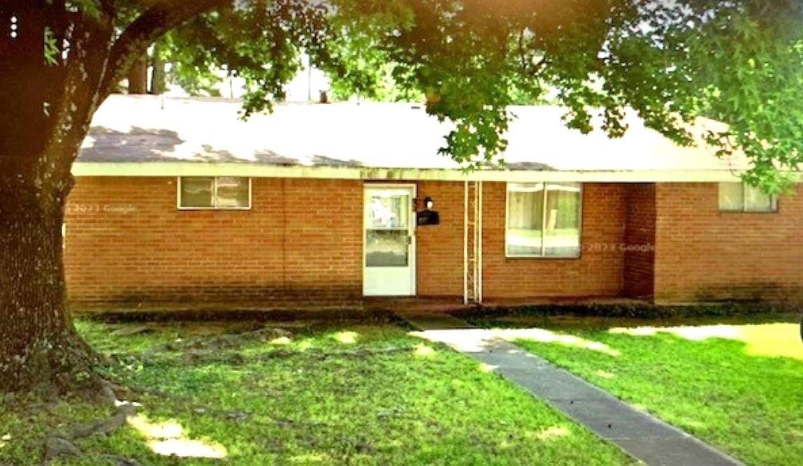20th St Ne, Paris, TX 75460