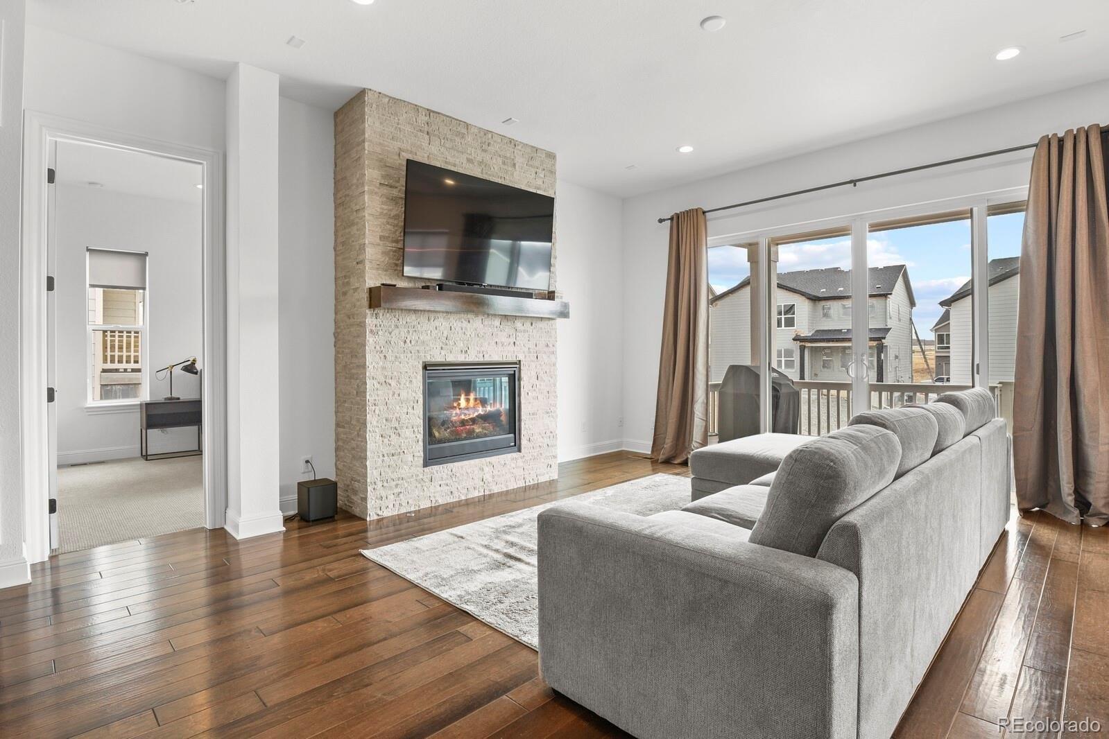 Kitselman Dr, Castle Rock, CO 80104
